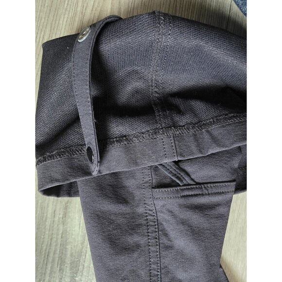 Duluth Trading Co. Womens Black Cargo Pants Size 6 Nylon Roll Tab capri Hem - Picture 4 of 5
